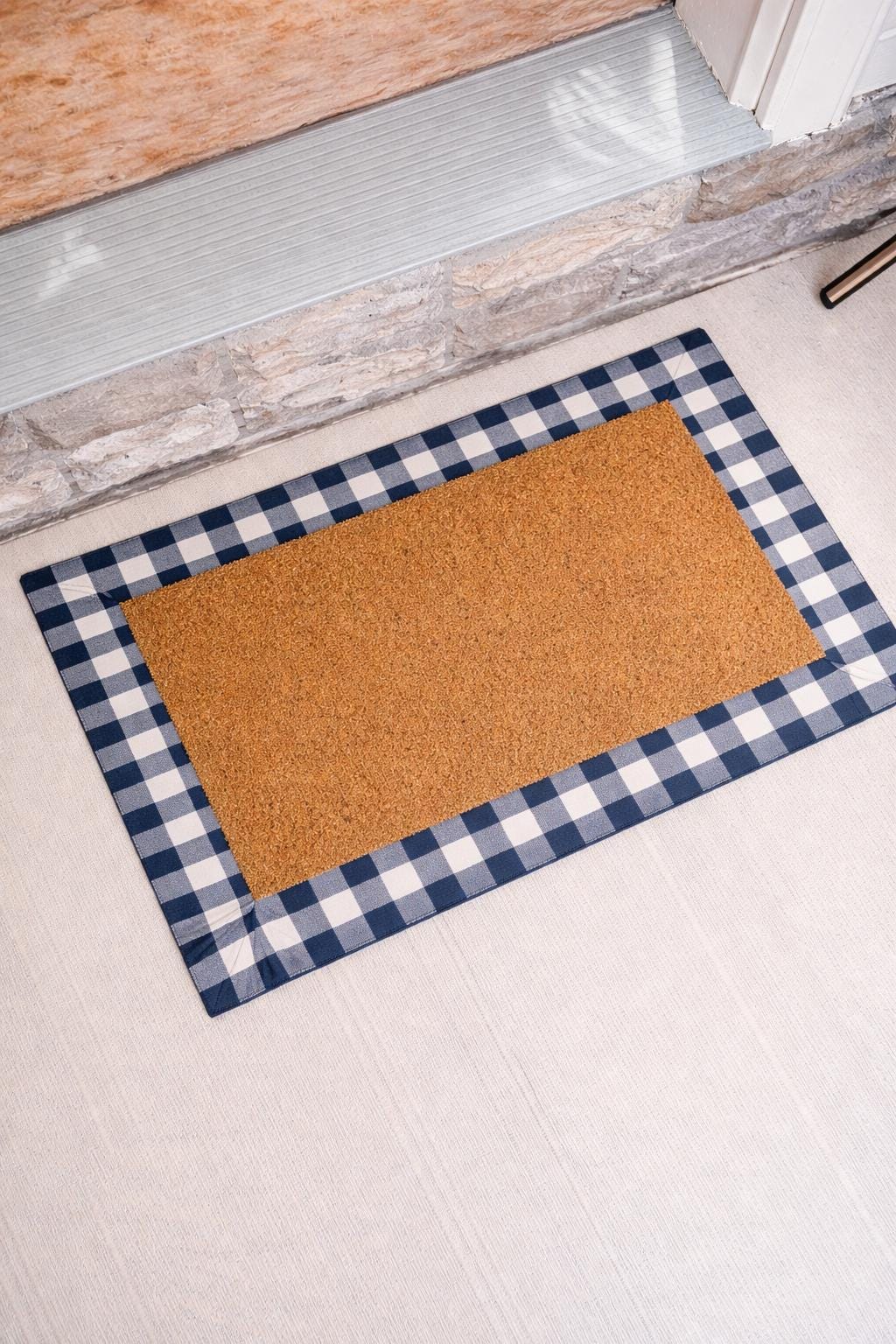 Housewarming, wedding or engagement gift | Personalized last name door mat + layering rug