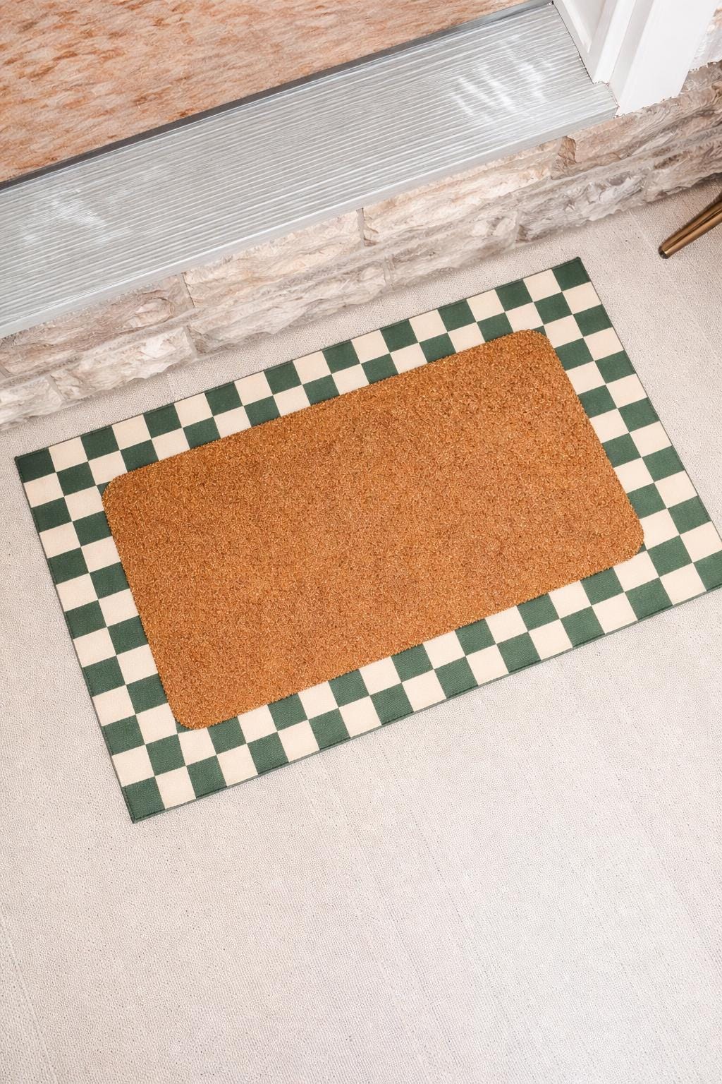 Housewarming, wedding or engagement gift | Personalized last name door mat + layering rug