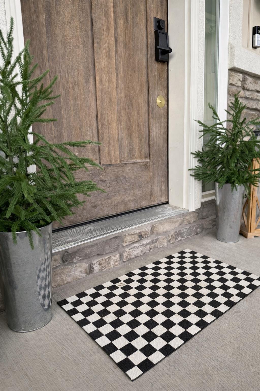 Black Check | Tan Check Layering Rug